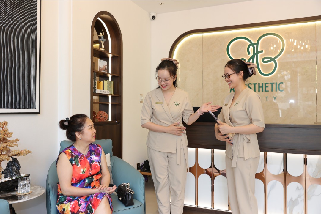 Liên hệ Annsthetic Beauty 2347237